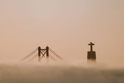cristo rei ponte 25 abril